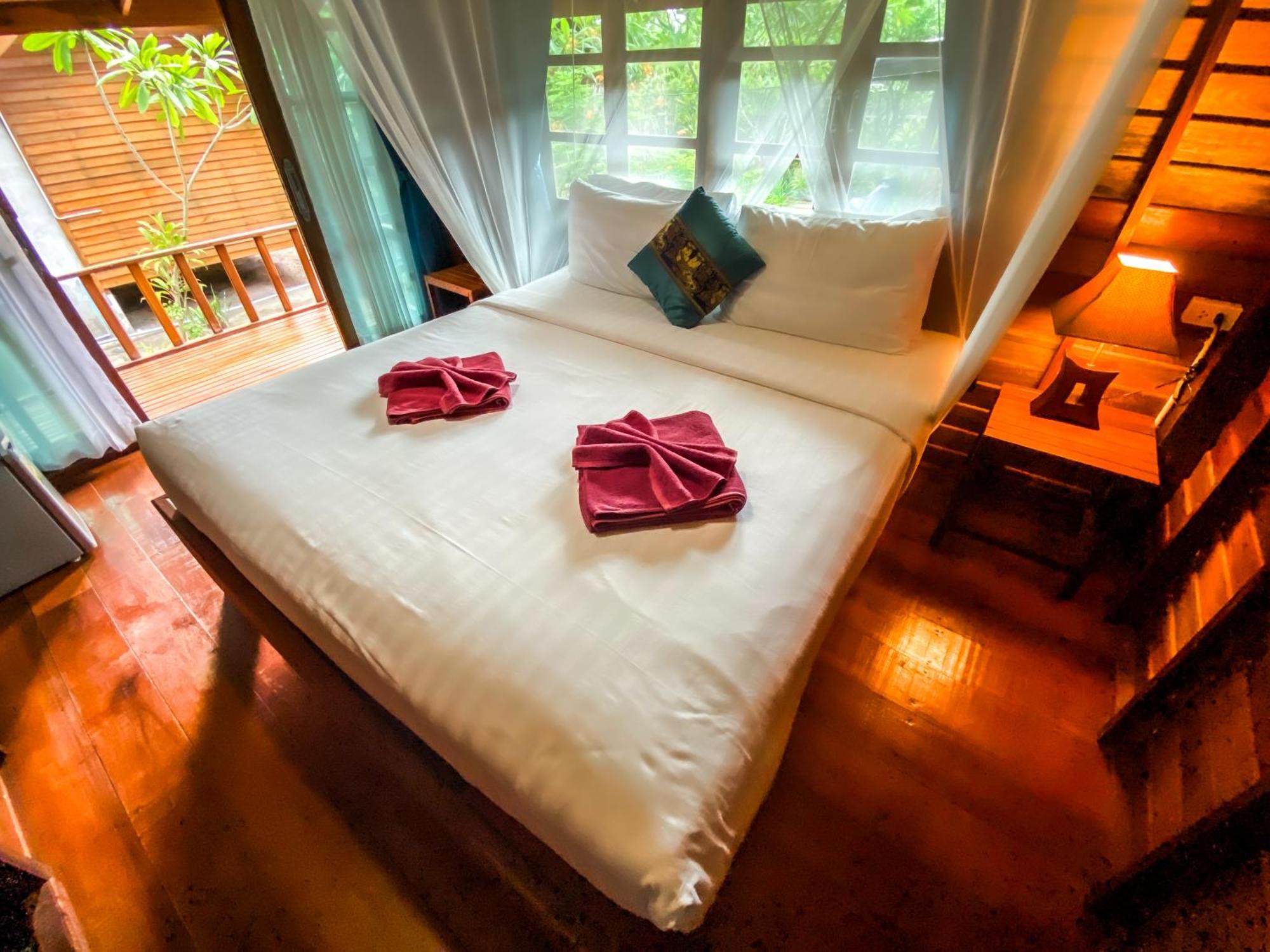 Lipe Beach Resort Exterior foto